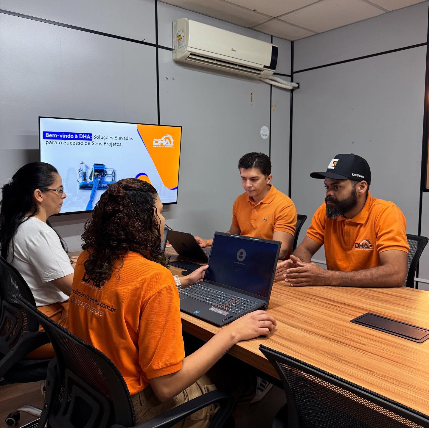 Equipe DHA Service Rental